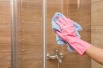 Ako vyčistiť sklenený sprchovací kút