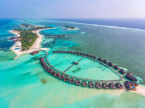 Na Maldivách nebudete len ležať s pohárom v ruke