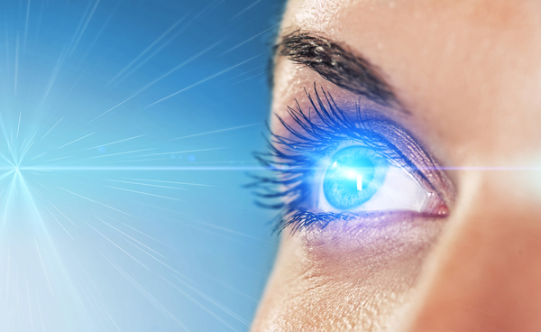 Laserová operácia očí