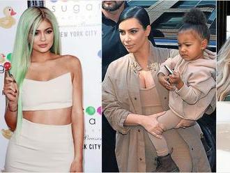 Kylie Jenner rozhádala klan Kardashianiek: Prečo si sestry skáču do vlasov?