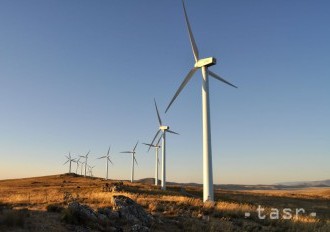 Dánsky koncern Dong chce investovať do veternej energie 3,5 mld. eur