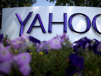 The Wall Street Journal: Yahoo board to consider sale of core business: WSJ