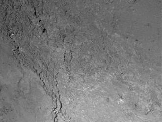 Rosetta odfotila svoj tieň