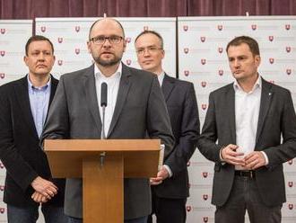 Opozícia vystavila Ficovi účet: Toto je 15 najhorších opatrení vlády