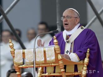 Pápež žiada zintenzívnenie celosvetovej pomoci utečencom