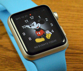 Apple Watch Review: The Smartwatch Has Not Yet Arrived