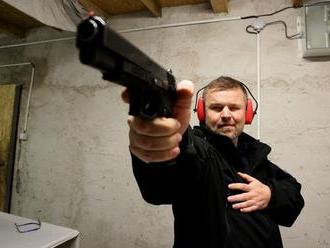 Slovenskí zbrojári sa sťažujú, Kaliňákovu súťaž preveria kontrolóri