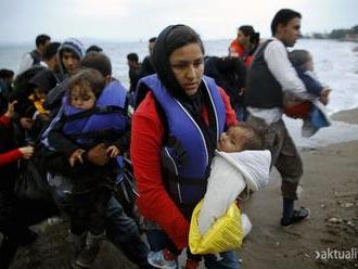 EÚ údajne uvažuje o premiestnení 40-tisíc azylantov z Talianska a Grécka