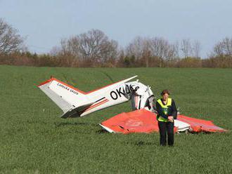 Hororový pád sportovního letounu na Slovensku: Český pilot se katapultoval a přežil