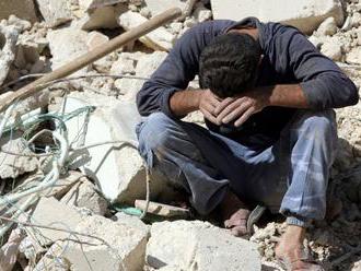 Syria conflict: Aleppo a slaughterhouse, UN rights chief says
