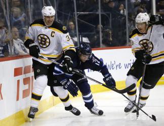 NHL: Chára sa vrátil po zranení, Boston zdolal Floridu