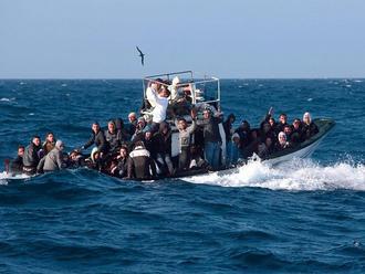 Italská pobřežní stráž zachránila v Egejském moři 66 migrantů