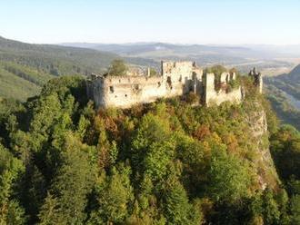 Kaňony, hrady a kúpele: Výlet do Púchova vám predstaví prekrásny región