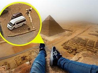 Přes zákaz vylezl na pyramidu v Gíze, do smrti už do Egypta nesmí