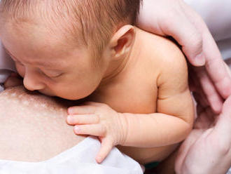 5 krokov, ako sa zbaviť klobúčikov pri dojčení  