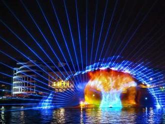 Takto sa predvedieme Európe: Vodná a svetelná šou na Dunaji