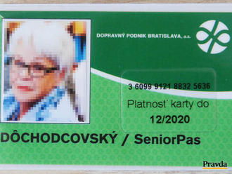 Od augusta penzisti znovu potrebujú SeniorPasy