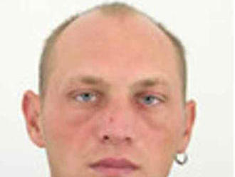 FOTO Polícia pátra po Ondrejovi  : Odišiel pracovať do Bratislavy, odvtedy je nezvestný