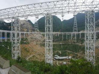 Čína uvedla do provozu největší radioteleskop na světě
