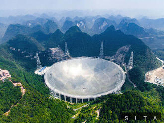 Čína uviedla do prevádzky najväčší teleskop na svete