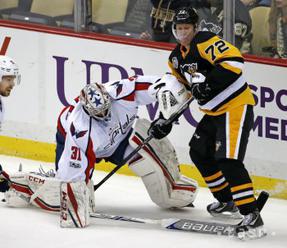 NHL: Pittsburgh v divokej prestrelke ukončil víťaznú sériu Caps