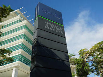 IBM dál pokračuje v propadu, už deváté čtvrtletí v řadě. Může za to slabý dolar i nízký zájem o počí