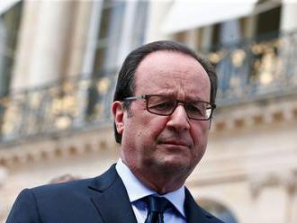 Hollande proti Trumpovi: EÚ nepotrebuje jeho rady