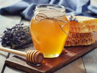 Jak správně sladit medem a jak med pomáhá k léčbě nachlazení