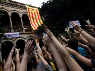 Katalánski politici označili postup Madridu za pokus o štátny prevrat