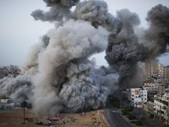 Líbya obvinila Egypt zo zbombardovania civilistov v meste Derna