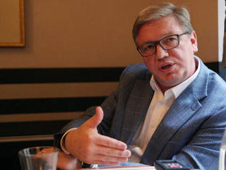 Bývalý komisař Füle se stane třetím členem dozorčí rady CEFC, která v Česku vlastní i Slávii