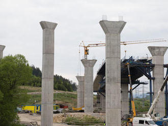 Výstavba úseku D1 Hubová - Ivachnová sa môže predĺžiť o štyri roky