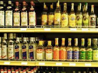 Spotreba čistého alkoholu mierne klesá