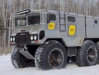 Burlak 6x6: Tento ruský stroj chce dobyť severný pól