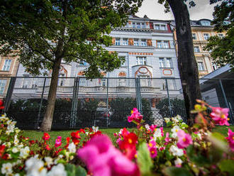 Začalo sa konanie o nariadení na odstránenie oplotenia veľvyslanectva USA v Bratislave