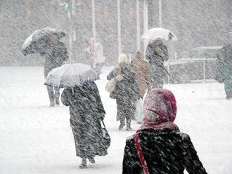 Meteorológovia varujú pred snehovými závejmi: V Tatrách pretrváva lavínová hrozba