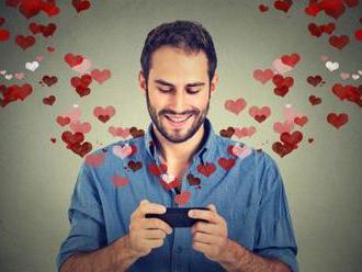 Ohromujúce ZISTENIE o online zoznamkách: Nezabíjajú romantiku, majú tieto pozitíva