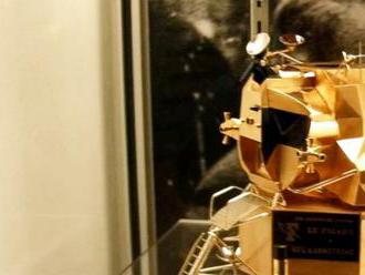 V Ohiu ukradli z múzea zlatú repliku lunárneho modulu