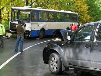 Pri dopravnej nehode v Hermanovciach sa zranili traja ľudia