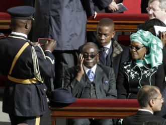 Mugabe nerezignoval, prezidentem bude do sjezdu vládní strany
