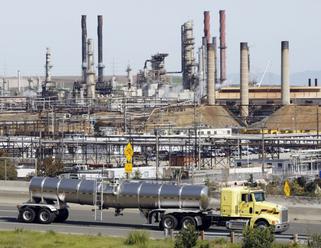 Producenti ropy sa zišli na rokovaniach o predĺžení limitov na ťažbu