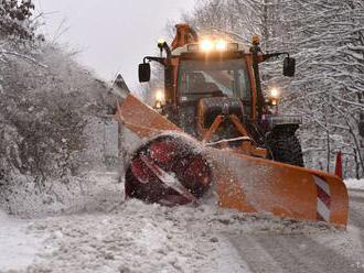 Sneženie v Novohradskej župe si vyžiadalo deväť dopravných nehôd
