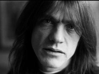 Zemřel Malcolm Young, kytarista a zakládající člen AC/DC