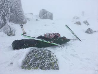 V Nízkych Tatrách objavili nehybné telá dvoch skialpinistov