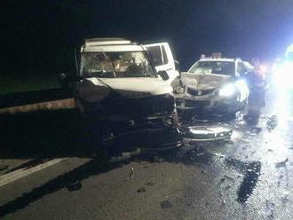 Tragická nehoda pri Šamoríne: FOTO Zrážka troch áut, dvaja ľudia neprežili