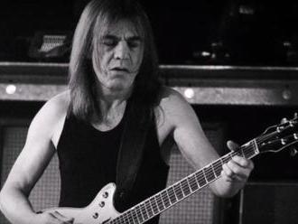 Zomrel Malcolm Young, bývalý gitarista a spoluzakladateľ rockovej skupiny AC/DC