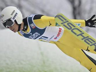Kobajaši senzačne vyhral prvé preteky Svetového pohára skokanov na lyžiach