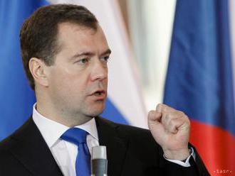 Premiér D. Medvedev potvrdil, že Rusi sa nemajú k čomu priznať