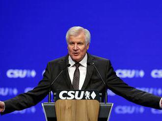 Končící premiér Horst Seehofer ocenil usmíření mezi Českem a Bavorskem
