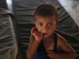 Deti v ohniskách napätia čelia šokujúcemu násiliu, uvádza správa Detského fondu OSN 